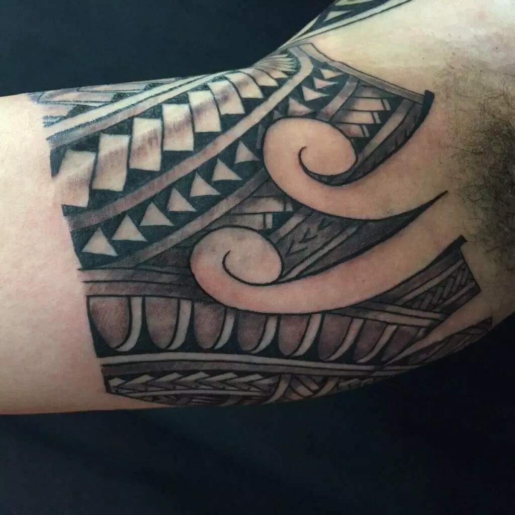 Tattoo, tribal, man.